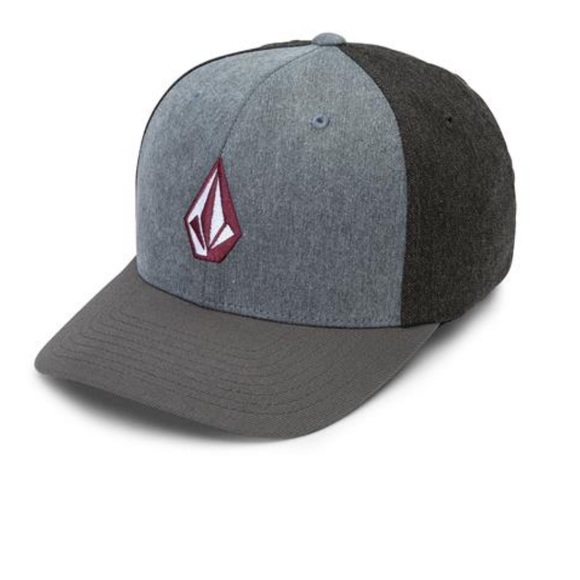 Volcom Other - Volcom baseball hat 🧢 flexfit size large x-large
